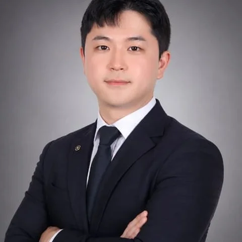 김동혁 장례지도사 사진